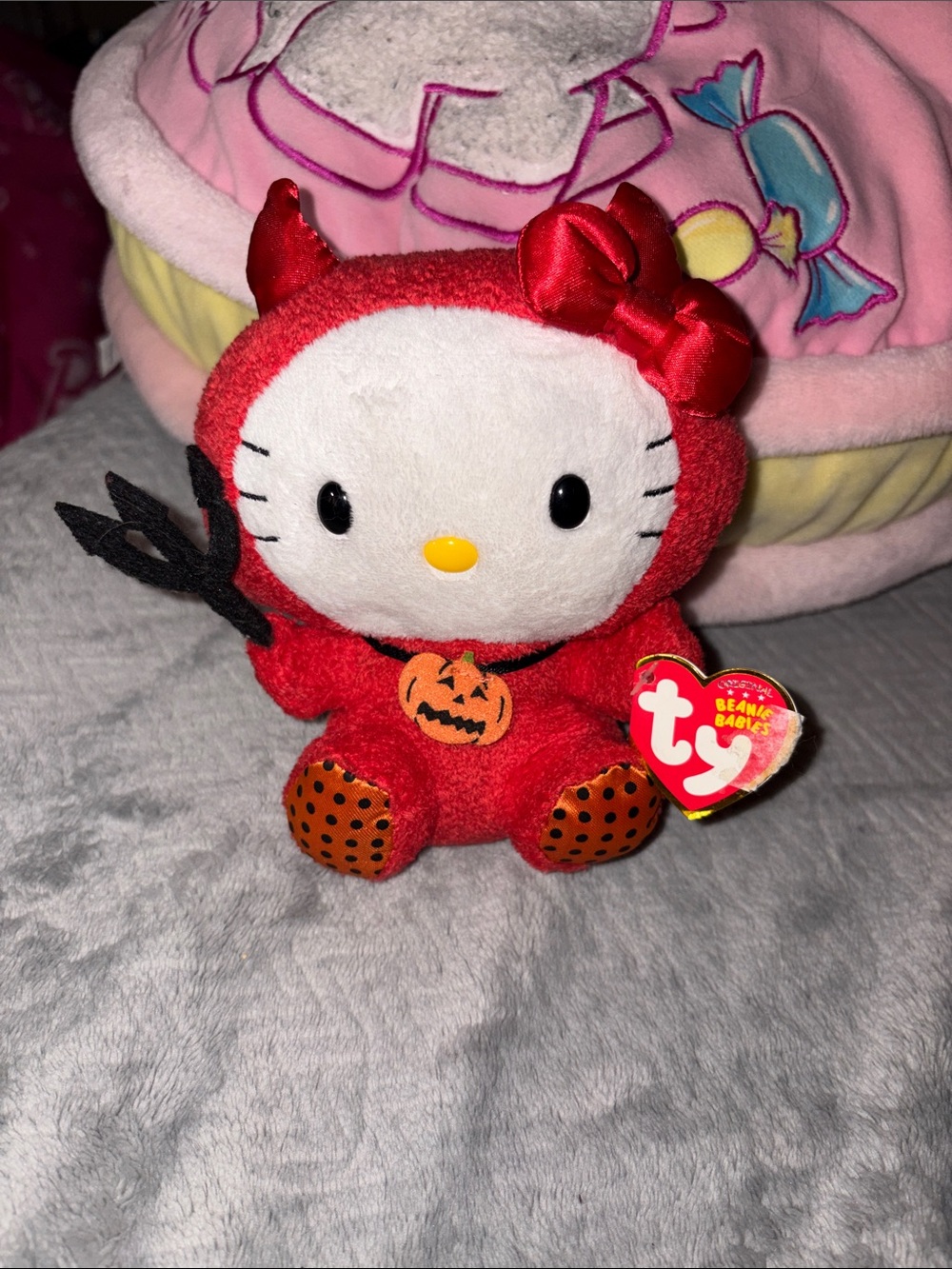 Ty Red Hello Kitty Beanie Baby in Halloween Devil Costume